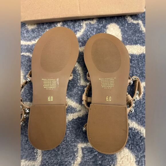 Steve Madden Gladiator Style Jeweled Sandal 6 - Picture 5 of 6